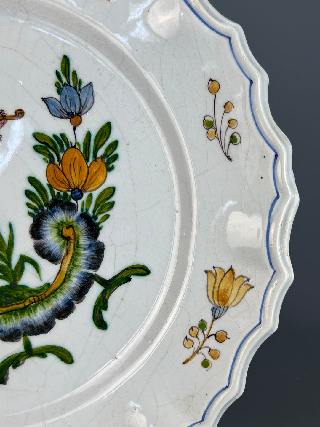 Piatto da parete maiolica Nove di Bassano violinista