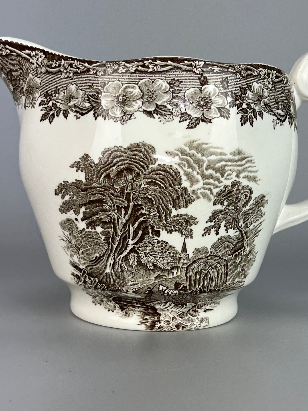 Brocca ceramica Wedgwood decoro "Woodland"