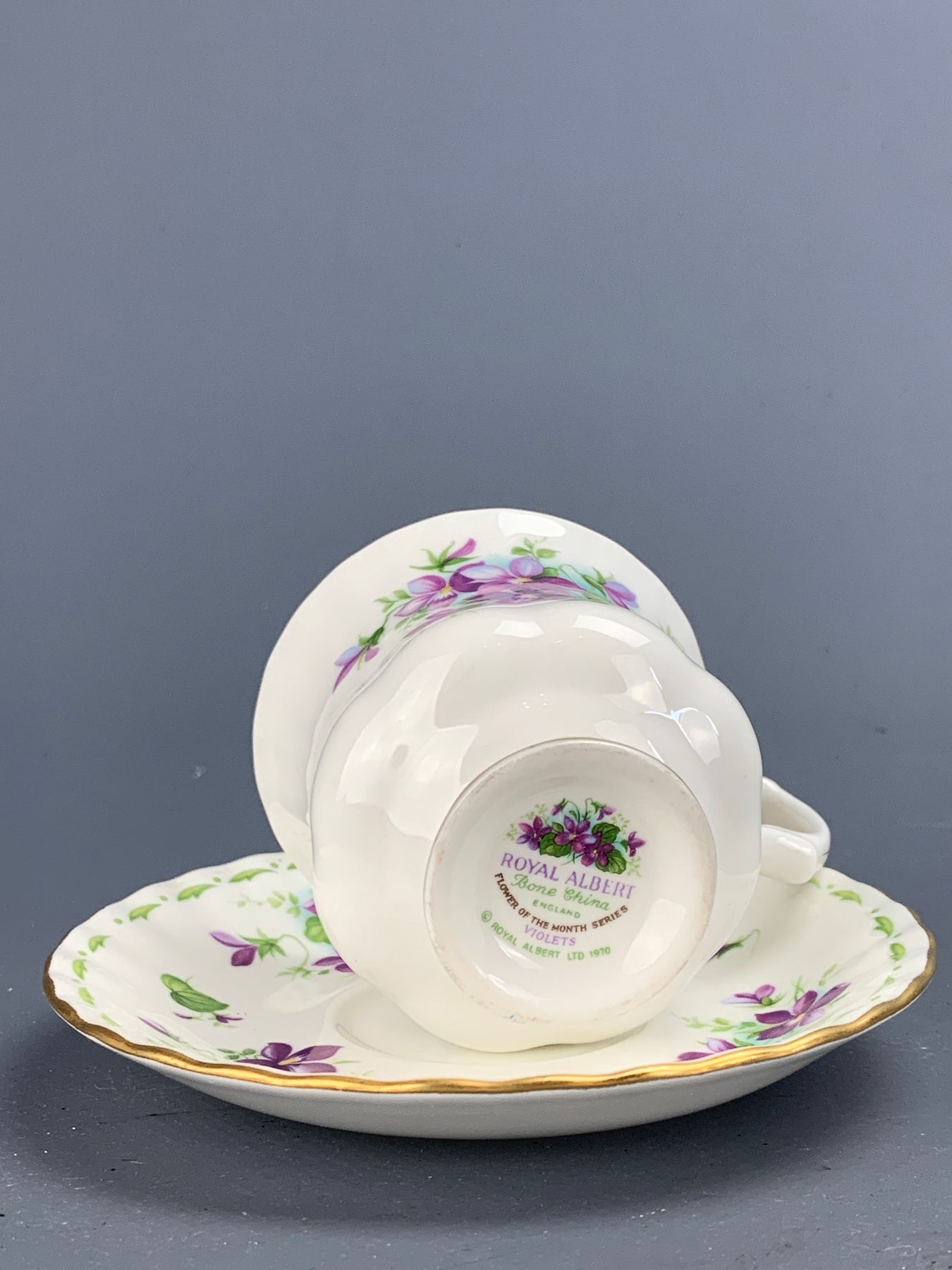 Tazza da tea Royal Albert, FEBBRAIO